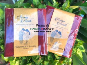 Souvenir Tas Kemas Plastik & Hiasan Kertas Coklat