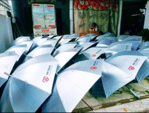 Merchandise Payung Silver Lipat 1 Sablon Custom