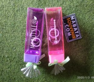 Souvenir Botol Kotak Sablon Kemas Plastik & Hiasan