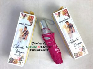 souvenir payung sablon 2 sisi kemas box & sticker